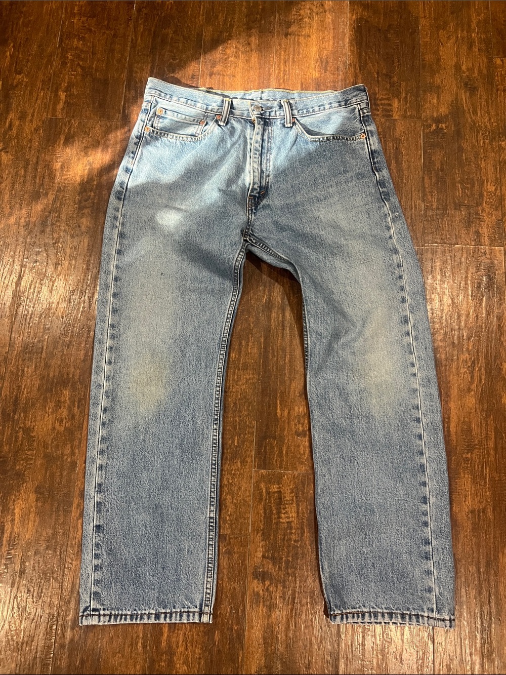Classic Levi’s 505 Light Blue Men’s Jeans 35/30